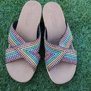 Skechers Luxe Foam Cali Beverlee Delighted Wedge Sandals